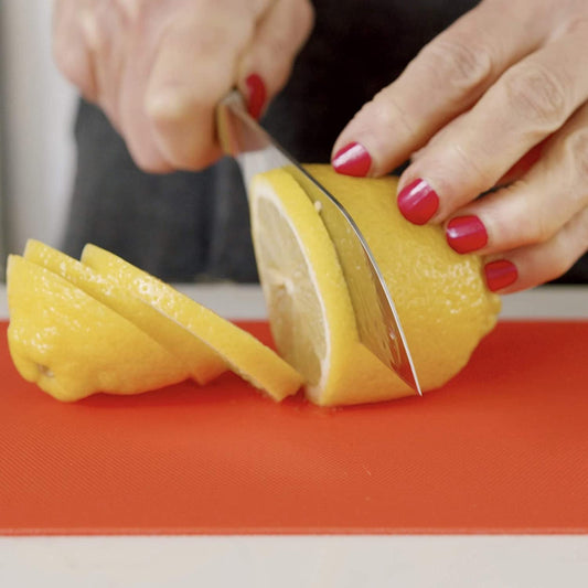 ChefMate Board & Knife Set™ – 5-piece chopping board with sharp knives.