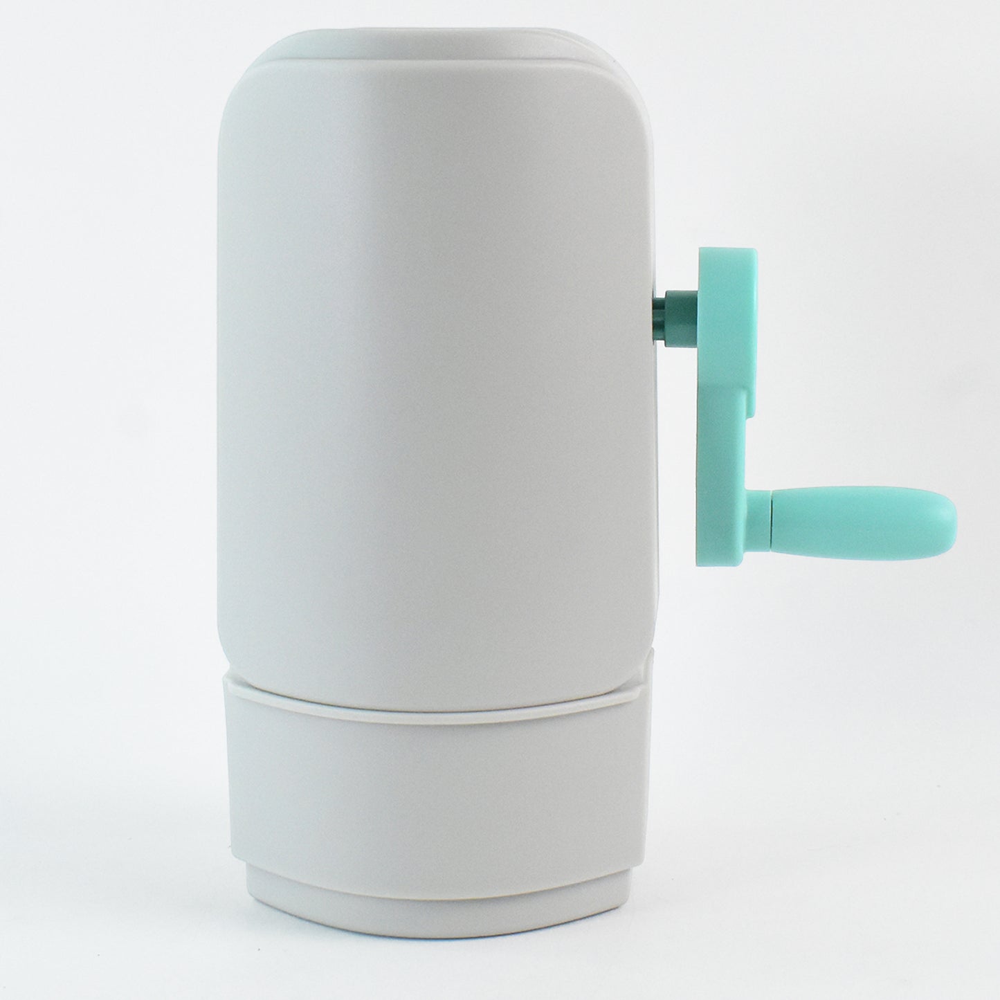 NutCrack Pro Sheller™ – Manual hand-crank machine for easy peanut shelling.