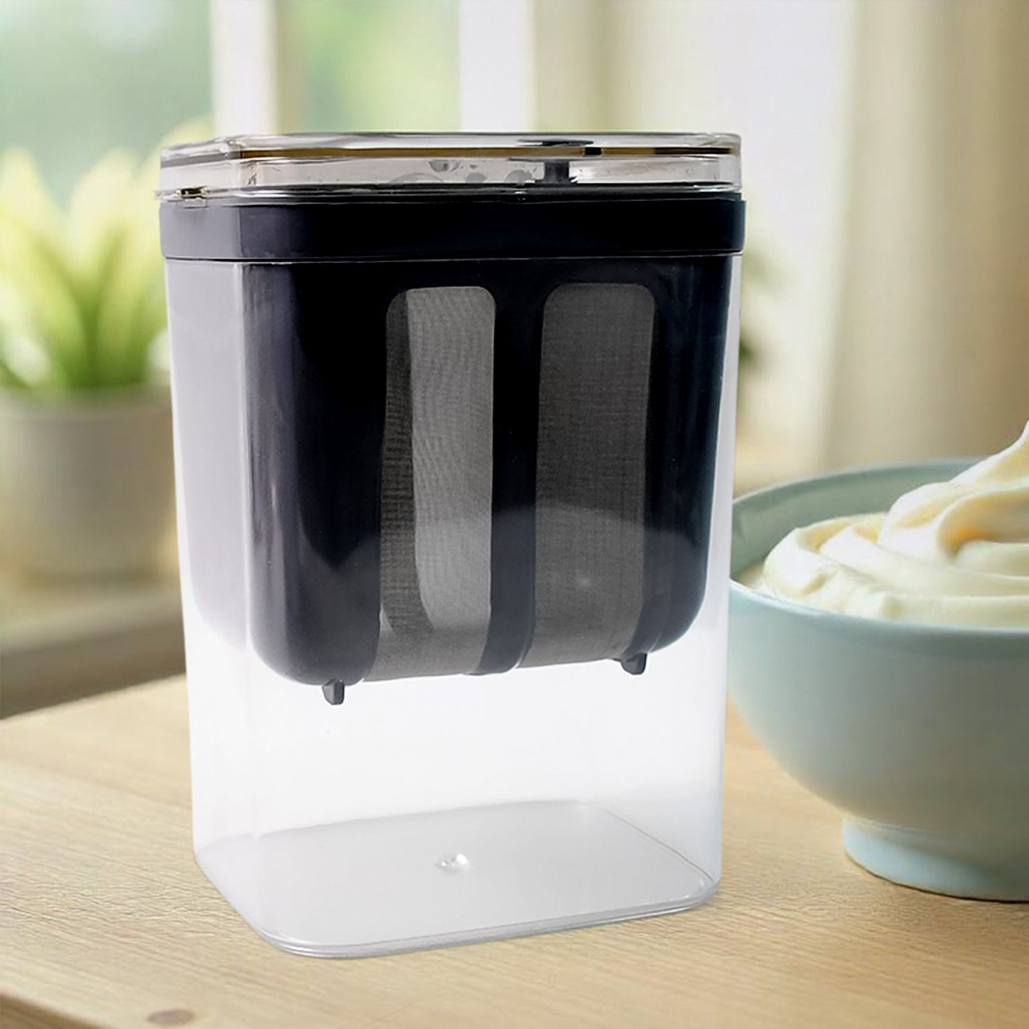 YogurtMate™ 1100 ml – 2-in-1 Strainer & Storage