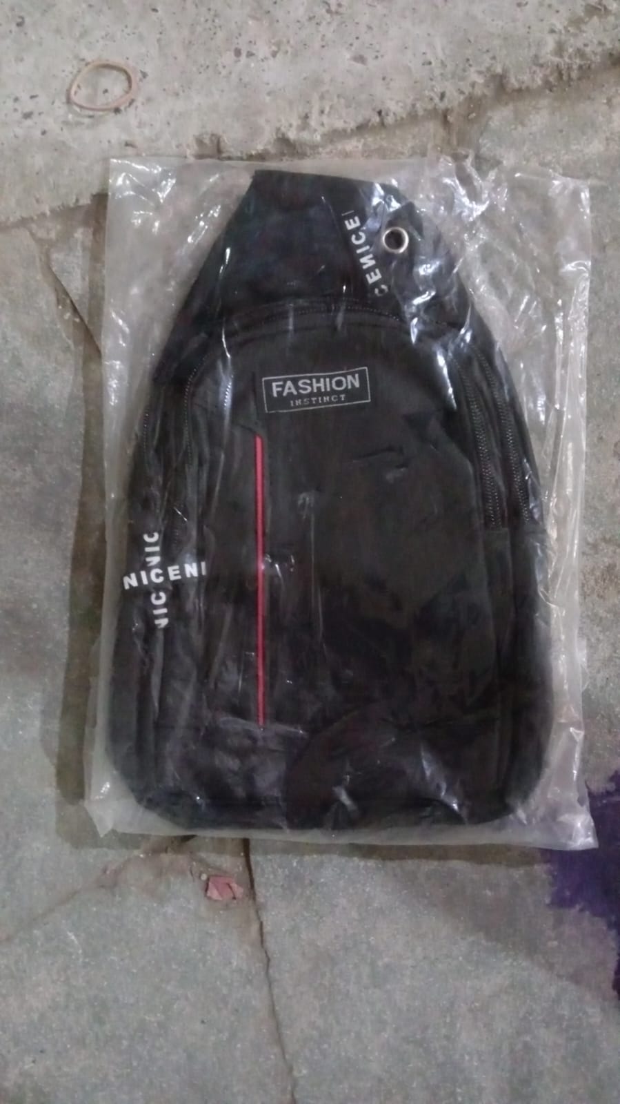 SafeSling™ – Anti-Theft Travel Crossbody Bag