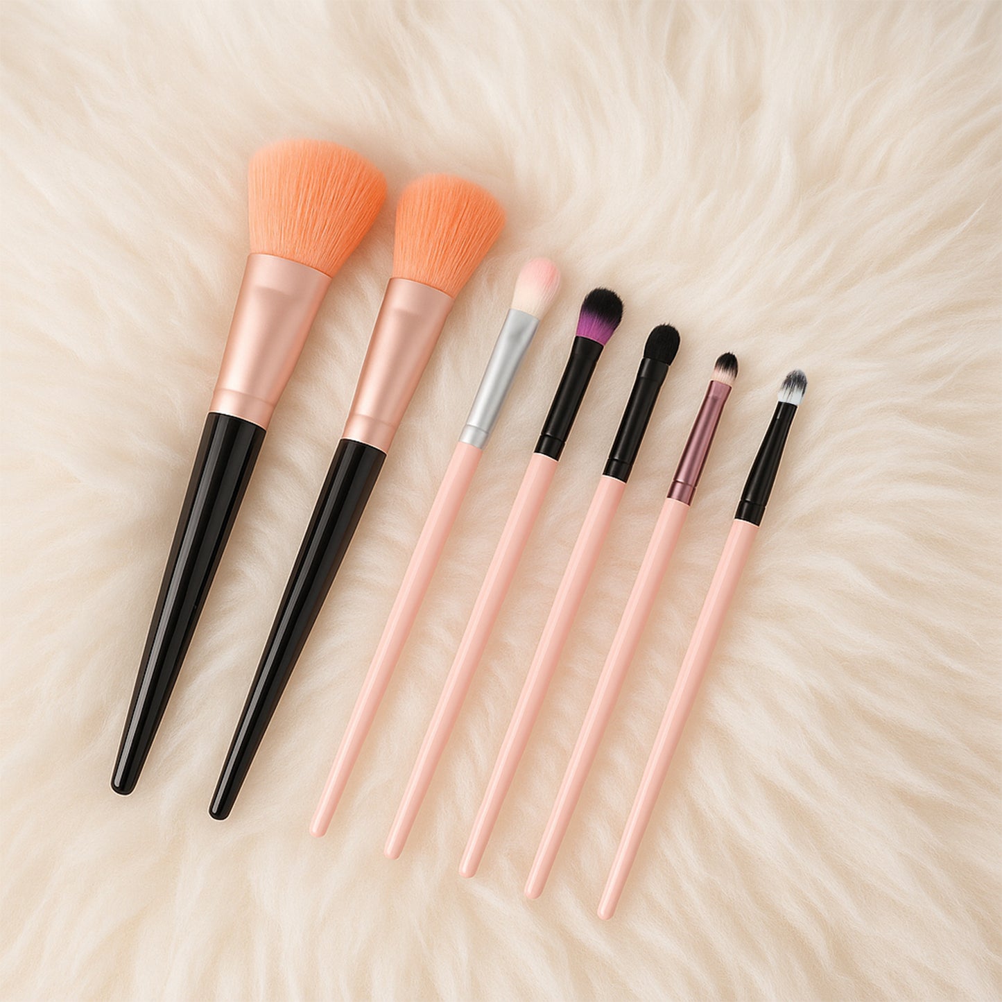 LuxeBlend Brush Kit™ – Professional 7-pc set for smooth blending.