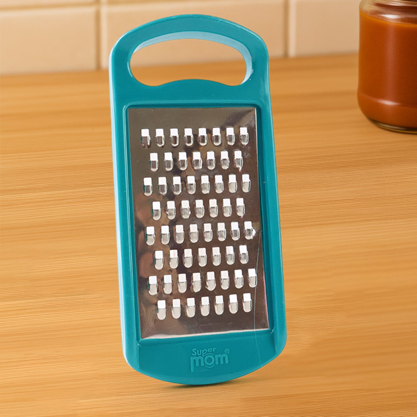 ChefMate Grater™ – Durable kitchen tool for vegetables & cheese.