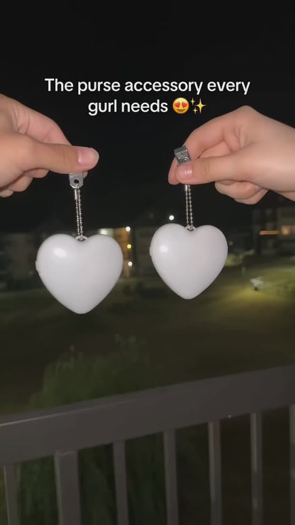 LumiLove™ – Mini Heart Night Lamp