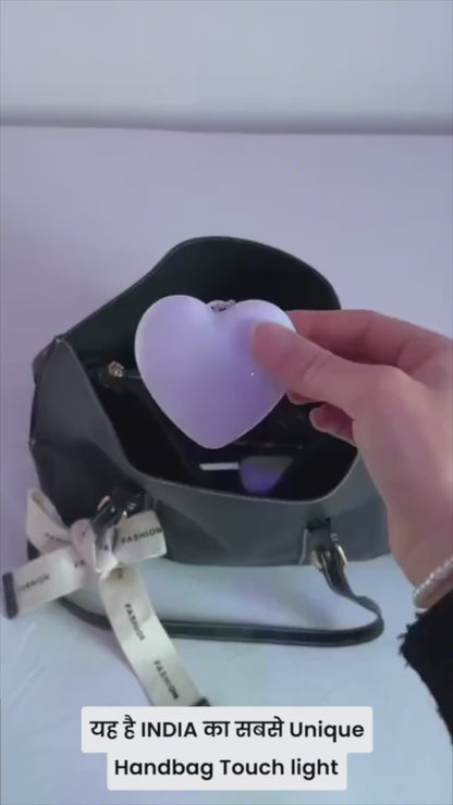 LumiLove™ – Mini Heart Night Lamp